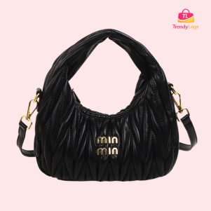 min min Quilted Handbag (black)